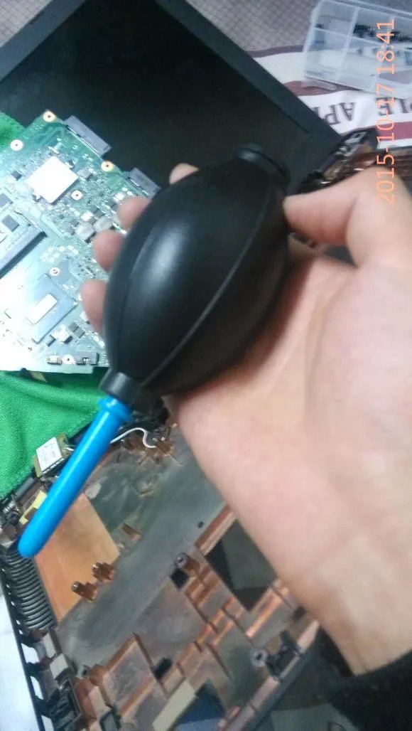 华硕a550怎么拆机教程