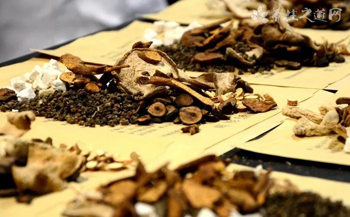 2013新交规车牌架规定图解