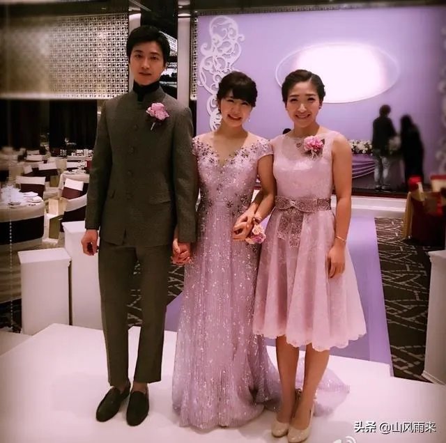 福原爱和张怡宁