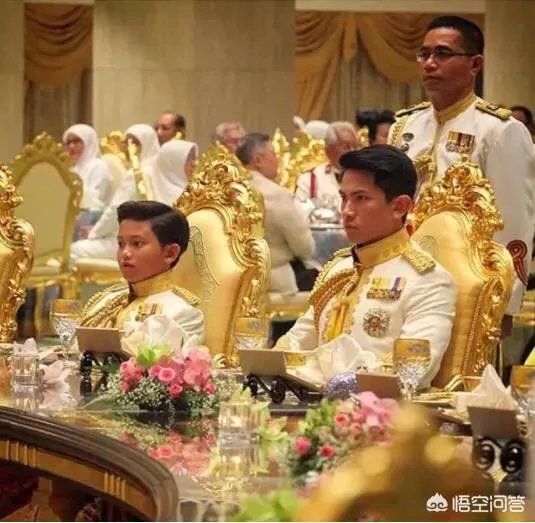 有钱人的世界是什么样的？