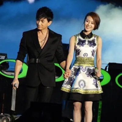 快乐大本营吴奇隆刘诗诗做客 曝光四爷若曦恋情近况