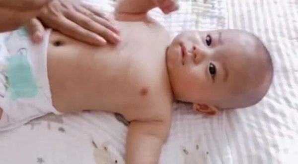 重庆的月嫂多少钱一个月，重庆请月嫂要多少钱?