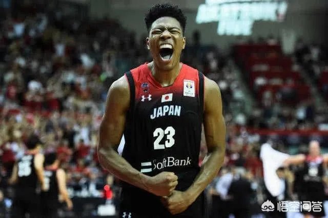 八村塁将穿9号!奇才关注度一夜增加1.5万人。球迷调侃要是中国1.5亿打底,你怎么看?