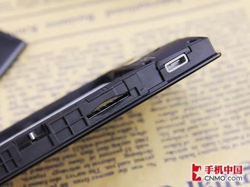 魔幻彩带最时尚双核 索尼ST25i首发评测