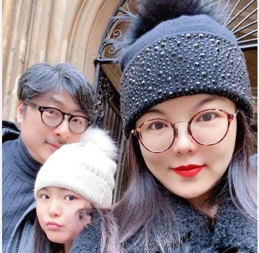 为什么说谢娜李湘两任湖南卫视一姐发展现状反差大？