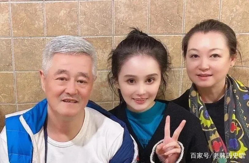 赵本山女儿直播招夫婿，只要会做饭倒贴房子车子不要彩礼，这事是真的吗？