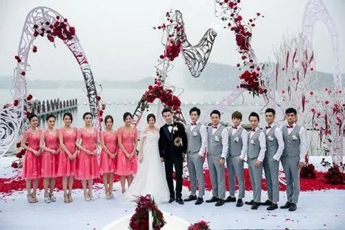 林宥嘉丁文琪婚礼现场森系风格清新养眼，还有哪些明星结婚时现场布置别具一格？