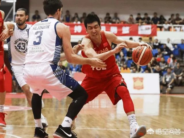男篮红队与澳大利亚联队第三场比赛中,刘志轩首发登场帮助男篮红队大胜,你怎么看?