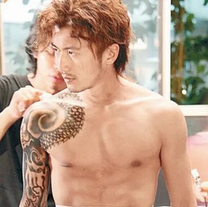 谢霆锋逆战图片欣赏   称与周杰伦很合拍