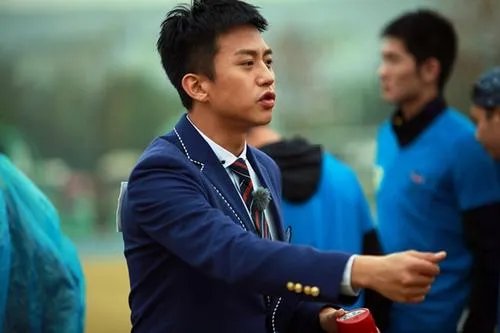 堪称是一个真正的学霸，邓超究竟有着怎样惊人的学习经历？