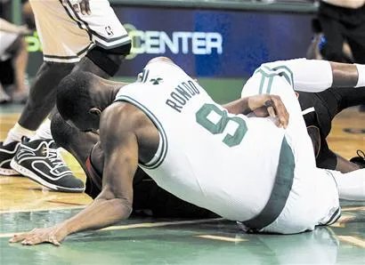 隆多今天受伤了吗，严重吗？？？