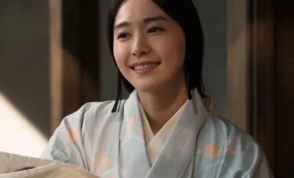 33岁新垣结衣曝大量新杂志写真！风格百变 美帅兼备