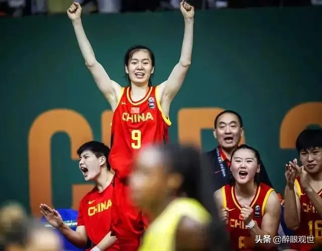 女排颁奖典礼和女篮决赛,你怎样选择?