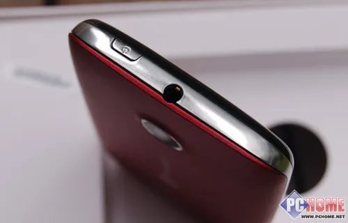 华为T8300评测 机身细节