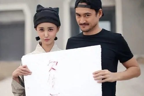 张歆艺男友是谁？ 与前男友分手原因大揭秘