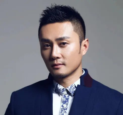 都说旁观者清，大家觉得《再见爱人》中，郭柯宇和章贺最大的问题是什么？