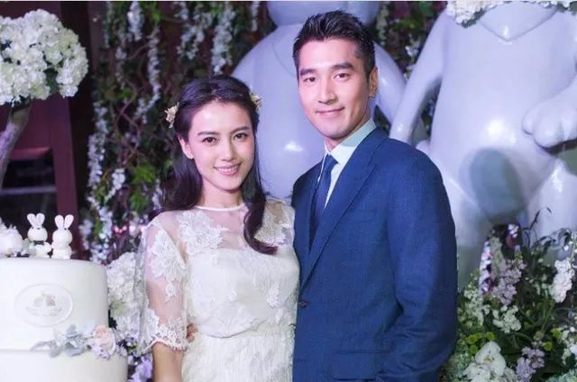 朴信惠跟崔泰俊交往 ，娱乐圈有哪些高颜值的姐弟恋？