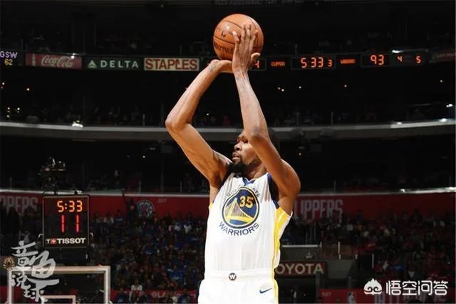 凯文-杜兰特首轮G3暴走砍下38分，可他却又吃了1个技术犯规，对此你怎么看？