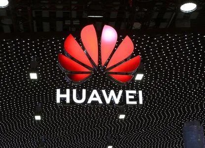 美国进一步打击华为，中方:强力反击，美国会认输么？