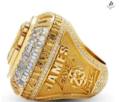 湖人总冠军戒指