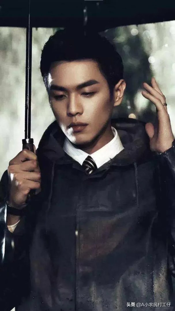 你觉得在电视剧《谍战深海之惊蛰》中谁的演技最好？