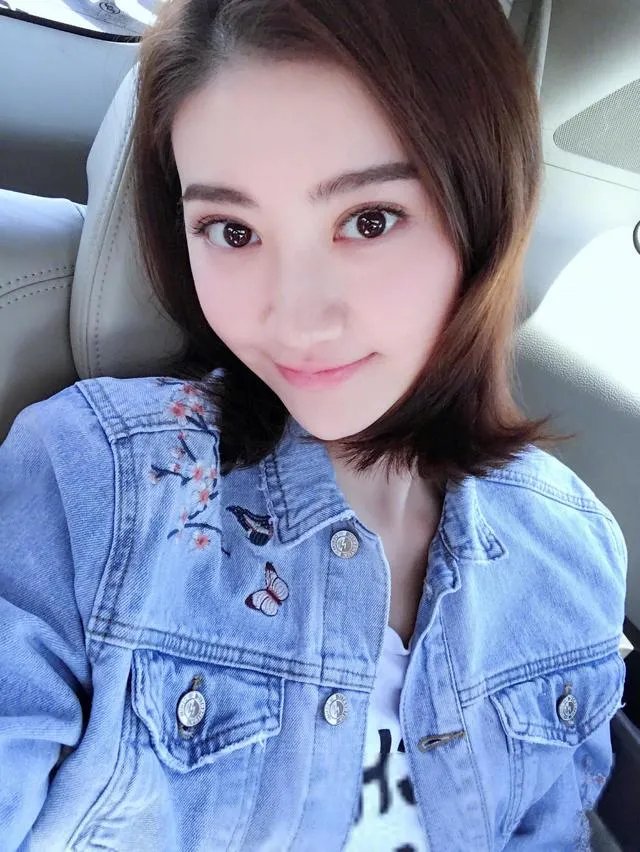 成龙不敢碰她，甄子丹想搂没搂到，王思聪不敢撕，却被任嘉伦吻了，她是谁？