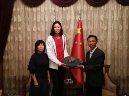 朱婷夺冠身披国旗庆祝为何遭网友怒喷？