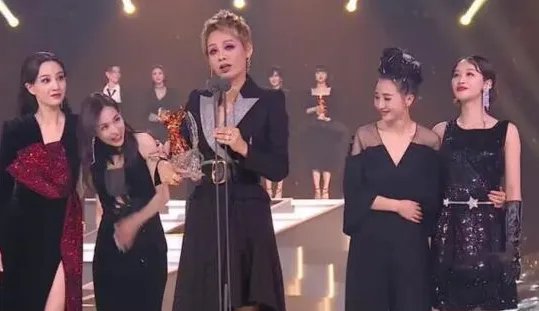 黄龄工作室发视频回应，她说了什么？