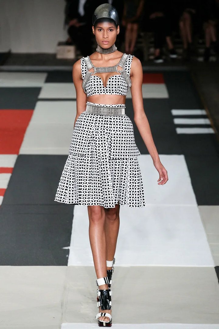 【设计快讯】巴黎时装周直击-2！Alexander McQueen 2014春夏女装