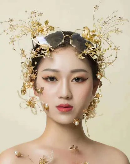 我想在上海学化妆，有什么好的学校吗