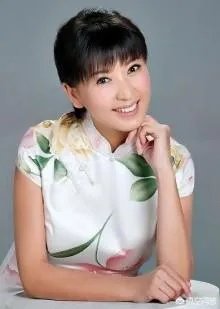 为什么闫学晶二人转感人？