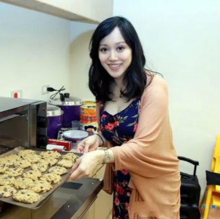 Ivy许嘉凌性感图片流出  成功产下第二胎