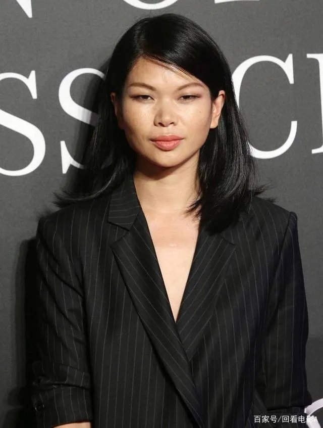 吕燕被称国内“最丑”超模，却嫁法国豪门，如今过得怎样？