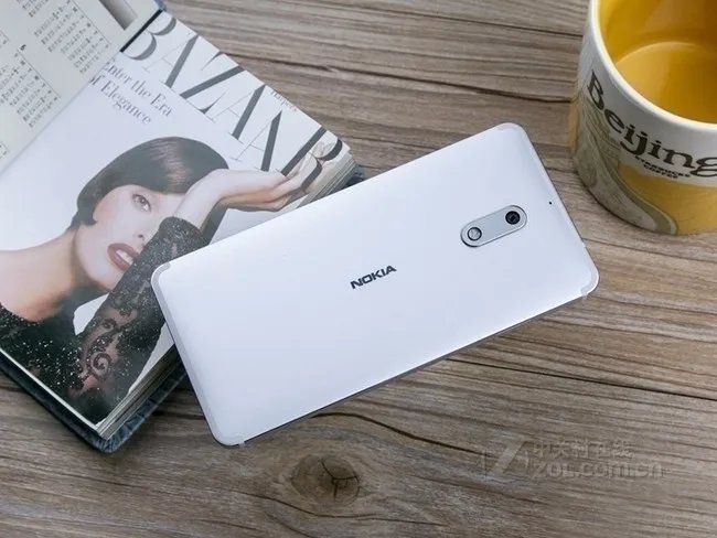 诺基亚6 双卡双待 智能手机 蓝色 4G音乐播放效果出色 京东1650元火热销售中