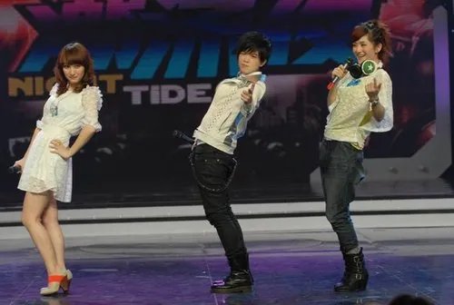 假小子张芸京快乐大本营做客    大玩游戏嗨翻全场