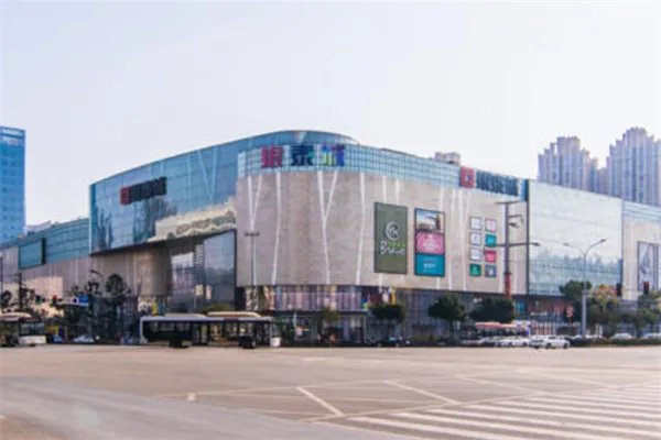 嘉兴十大购物场所排行榜:银泰城上榜,服饰占多数