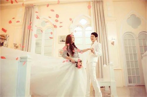 十二星座婚纱照图片大全  十二星座专属婚纱照介绍