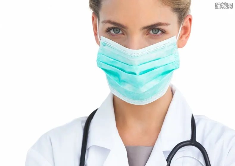 美国新冠肺炎确诊超422万例 遥遥领先巴西