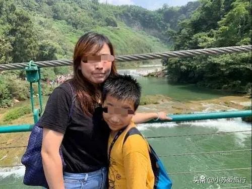 黄果树景区两名游客遇难，报道称园区才立警示牌，这到底是游客的责任还是园区呢？