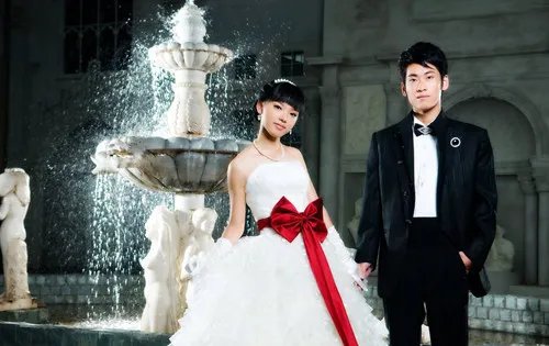 经典婚纱照拍照姿势　婚纱照拍照技巧