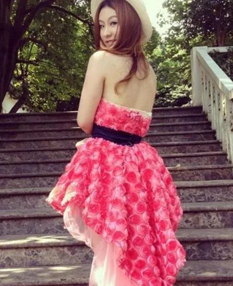 背影女神正面照曝光：清纯甜美（组图）