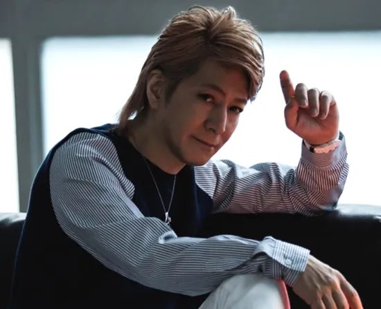 日音乐教父小室哲哉被曝出轨,小室哲哉为何被称为音乐教父?