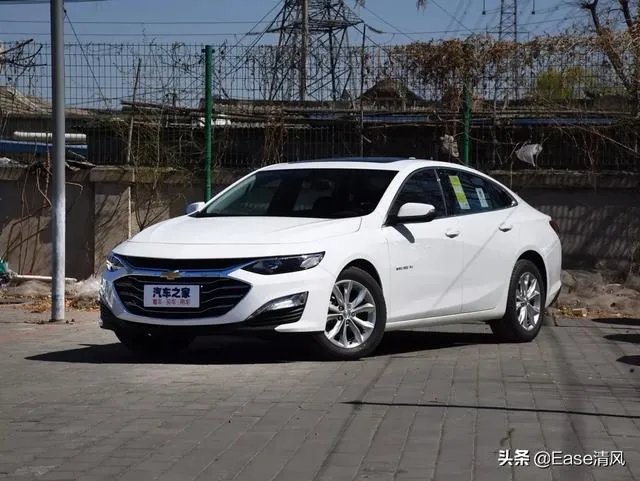 25岁男生想买15万的轿车有什么推荐的吗？