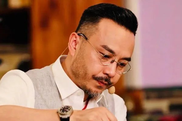 爱钱进三任代言人，为何出事只有汪涵一人站了出来？