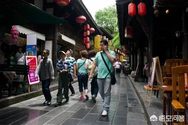 成都的宽窄巷子为什么会上榜最坑人的景区？