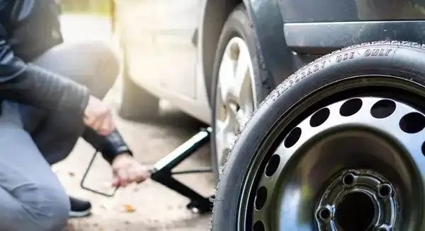 斯柯达柯珞克如何查看胎压监测，柯珞克胎压灯复位教程