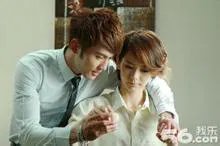 戚薇爱情睡醒了图片，最好和徐正曦在一起的。要很多张，哪位好人能忙我，感激不尽。