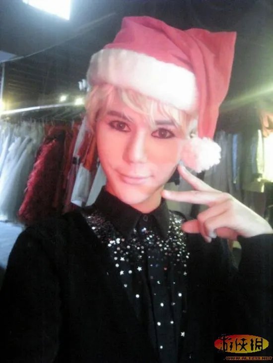 都是些神马玩意 网络红人超奇葩的“锥子脸”