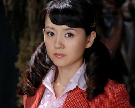 张定涵整容多次  终被指疑似照着章子怡整容