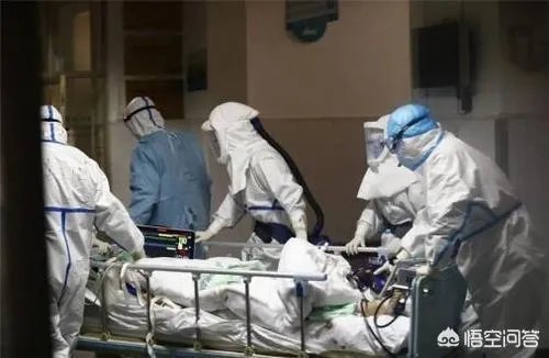 美国单日新增确诊病例逾2.4万例，累计154万例，你怎么看？